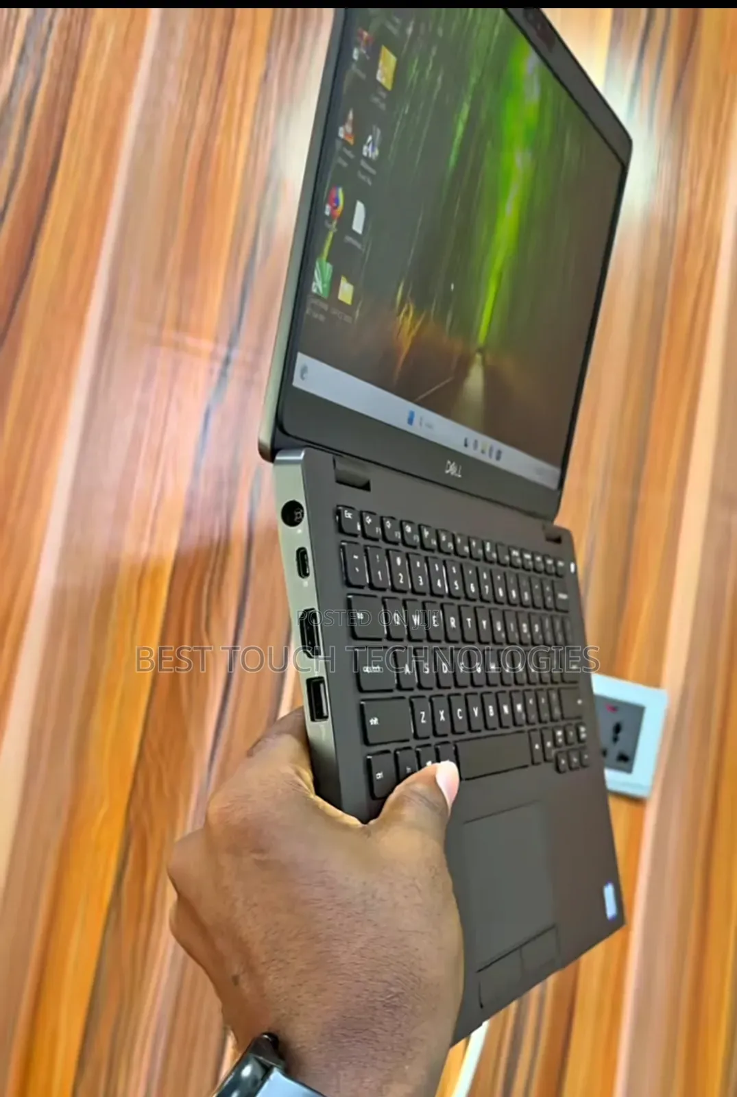 Laptop Dell Latitude 5300 8GB Intel Core i5 SSD 256GB