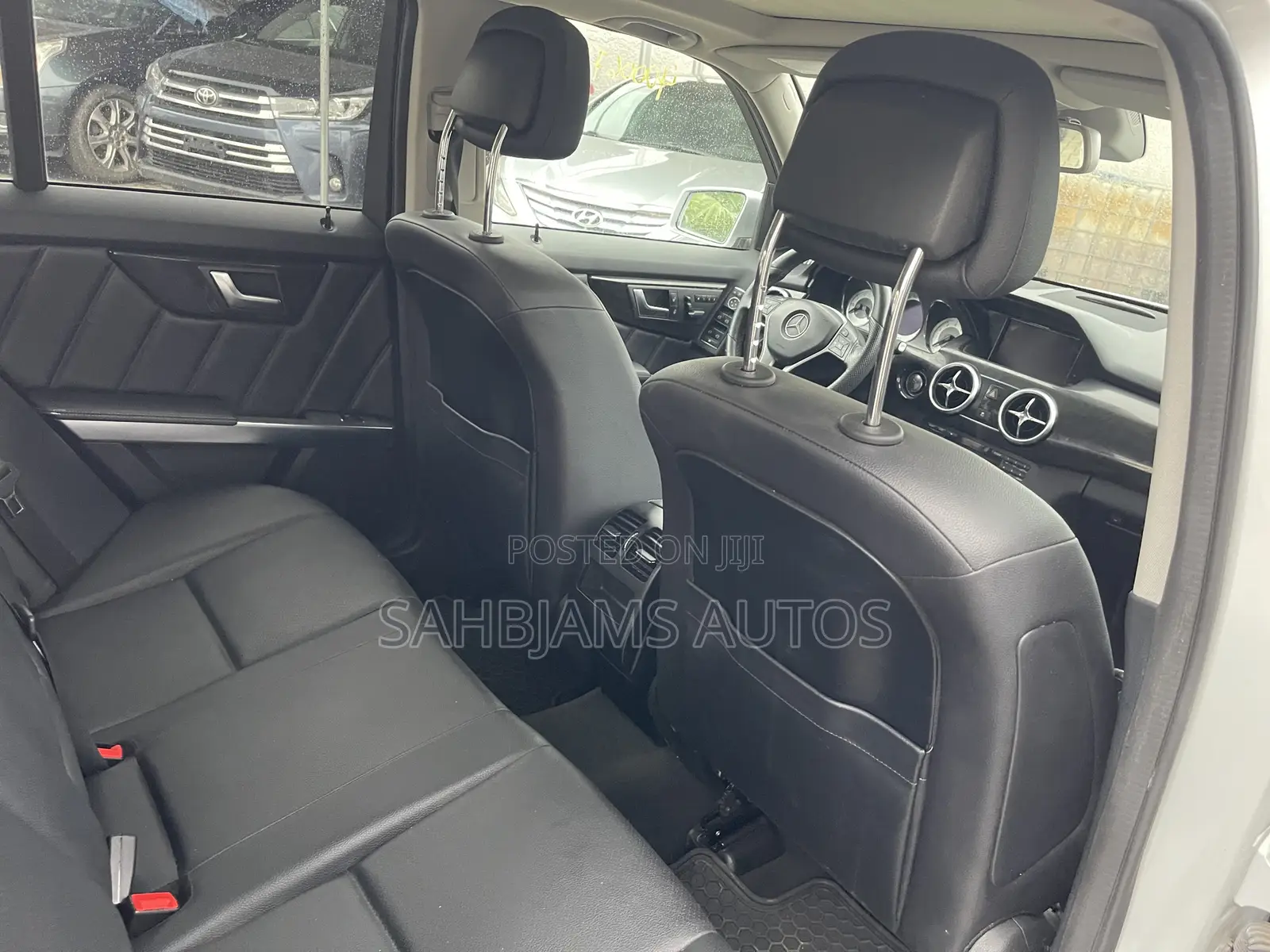 Mercedes-Benz GLK-Class 350 4MATIC 2013 Silver