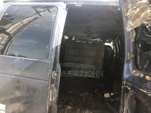 Ford E350 2007 Blue