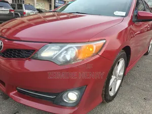 Toyota Camry SE Sport 4dr Sedan (2.5L 4cyl 6A) 2014 Red