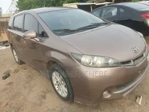 Toyota Previa 2013 Gray