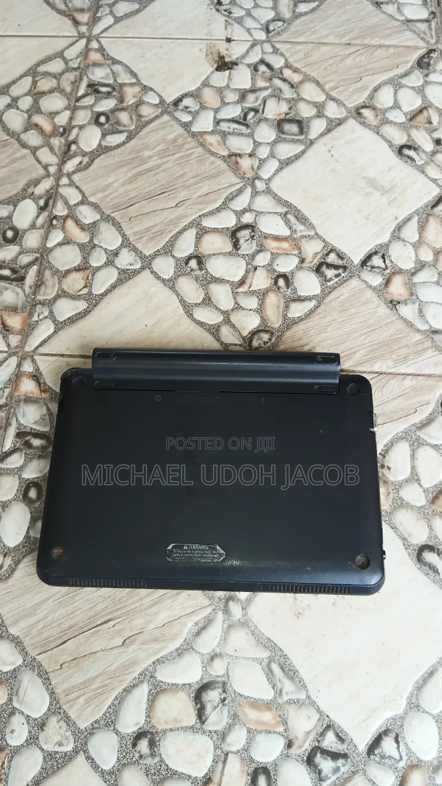 Laptop HP Mini 110 2GB Intel Pentium SSD 72GB