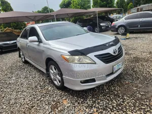 Toyota Camry 2009 Silver