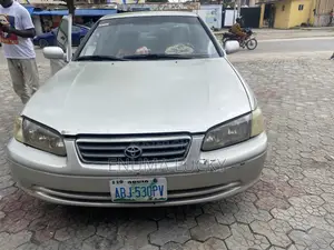 Toyota Camry 2001 Silver
