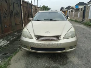 Lexus ES 330 Sedan 2004 Gold