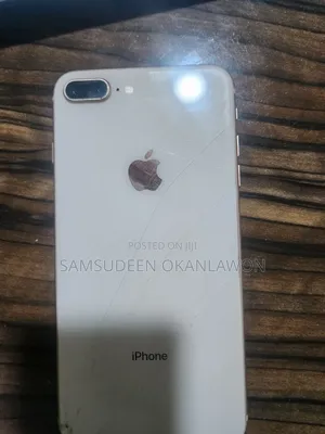 Apple iPhone 8 Plus 64 GB White