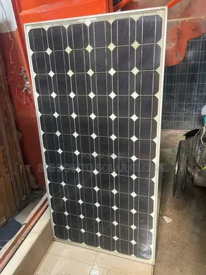 300watts Canadian Solar Panel