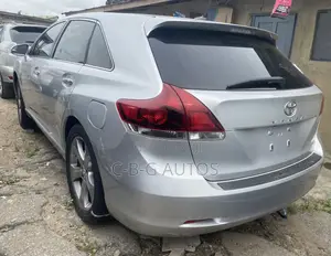 Toyota Venza XLE 2013 Silver
