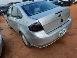 Ford Focus Turnier 2.0 Trend Automatic 2009 Silver