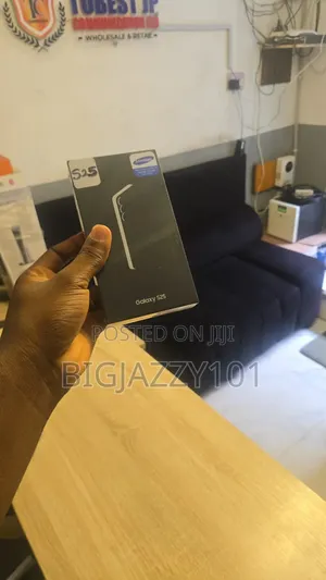 New Samsung Galaxy S25 Ultra 256 GB Black
