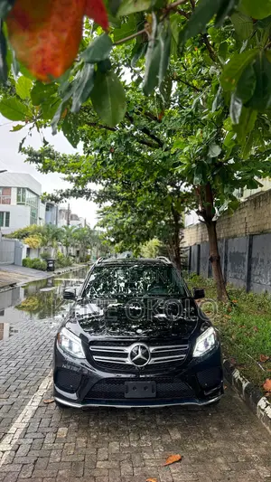 Mercedes-Benz GLE-Class GLE 400 4MATIC 2017 Black