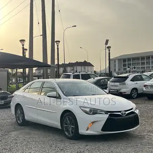 Toyota Camry 2016 White