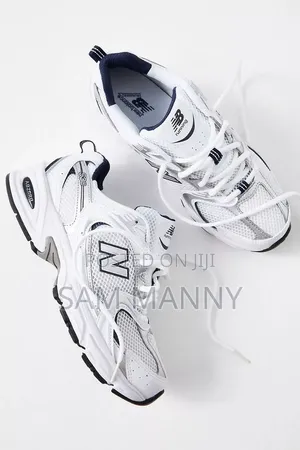 New Balance 530