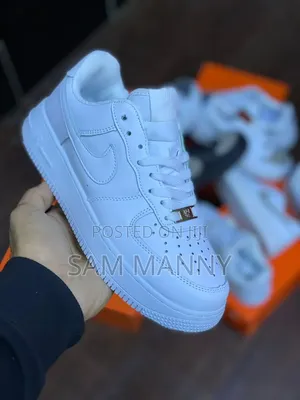 Nike Air Force 1