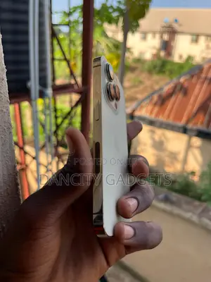 Apple iPhone 14 Pro 256 GB Gold
