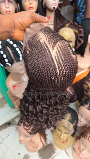 Short Corn Rolls With Curls