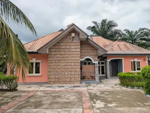 3bdrm Bungalow in Uyo for rent
