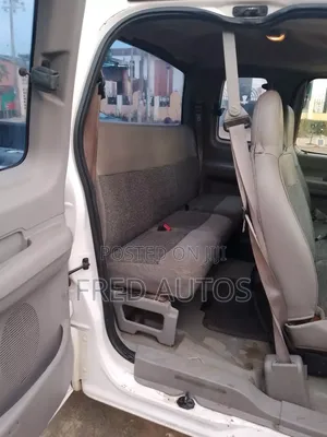 Ford F-150 Series Lariat 1999 White