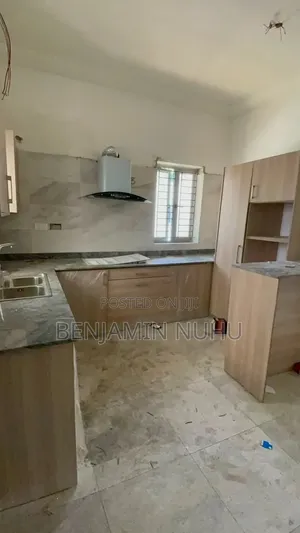 4bdrm Duplex in Victoria Island for rent