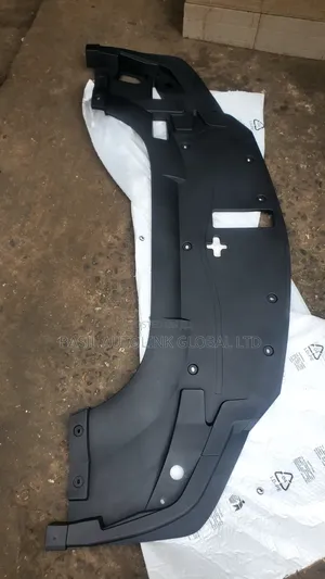 Radiator/Engine Cover Lx570 2015-2023