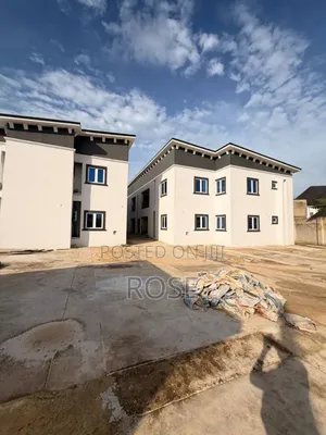 3bdrm Duplex in Shelter Extension, Uyo for rent
