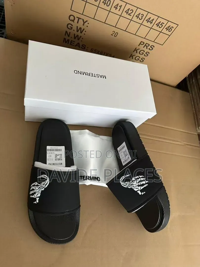 Quality Original Mastermind Unisex Slide Black