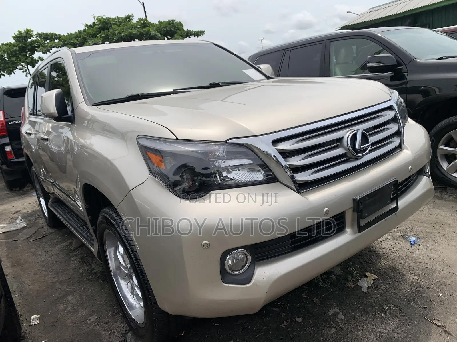 Lexus GX 2013 Gold