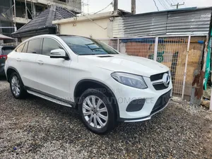 Mercedes-Benz GLE-Class 2016 White