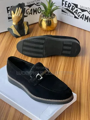 Quality Ferragamo Suede Shoe in Black an Brown
