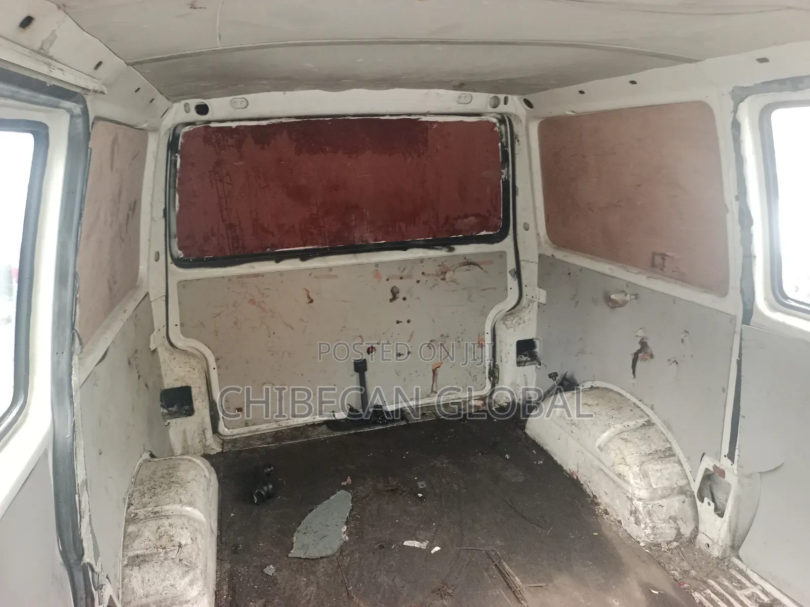 Volkswagen Transporter 2004 White