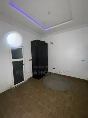 2bdrm Apartment in Ogunfayo, Awoyaya for rent