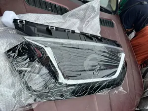Front Grill Nissan Versa