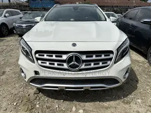 Mercedes-Benz GLA 250 2018 White