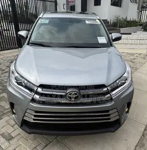 Toyota Highlander 2015 Silver
