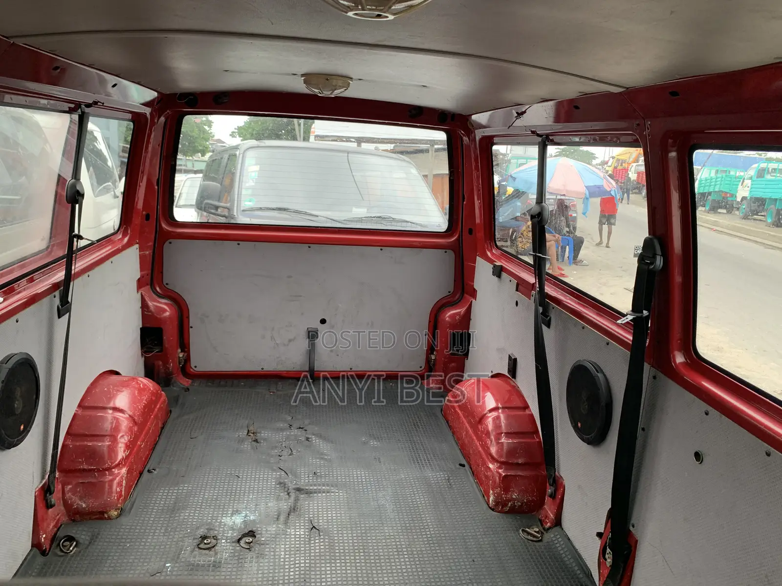 Volkswagen Transporter 2004 Red