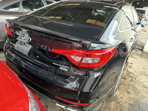 Hyundai Sonata Limited 2.0T 4dr Sedan (2.0L 4cyl Turbo 6A) 2015 Black
