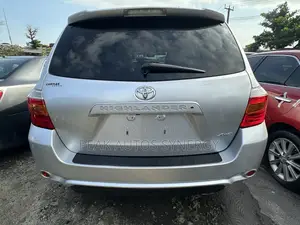 Toyota Highlander Limited 2010 Silver