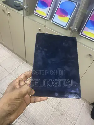 Apple iPad 10.2 (2020) 128 GB Gray