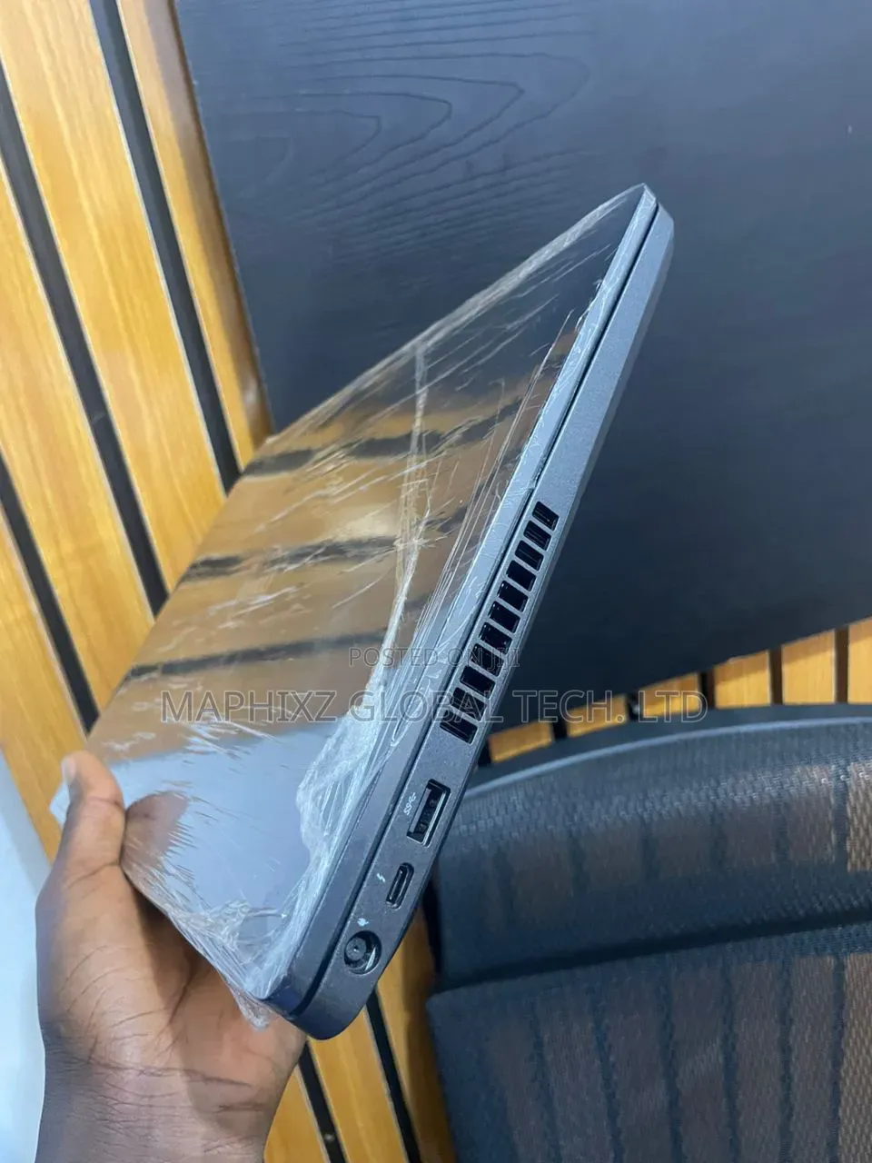 Laptop Dell Precision 3541 16GB Intel Core i9 SSD 256GB