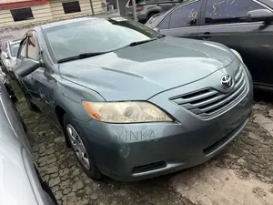 Toyota Camry LE 4dr Sedan (2.4L 4cyl 5A) 2009 Green