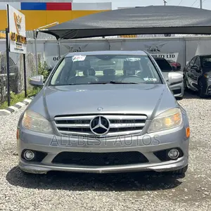 Mercedes-Benz C300 2010 Gray