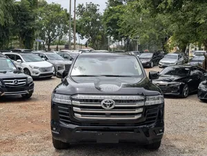 Toyota Land Cruiser 2022 Black