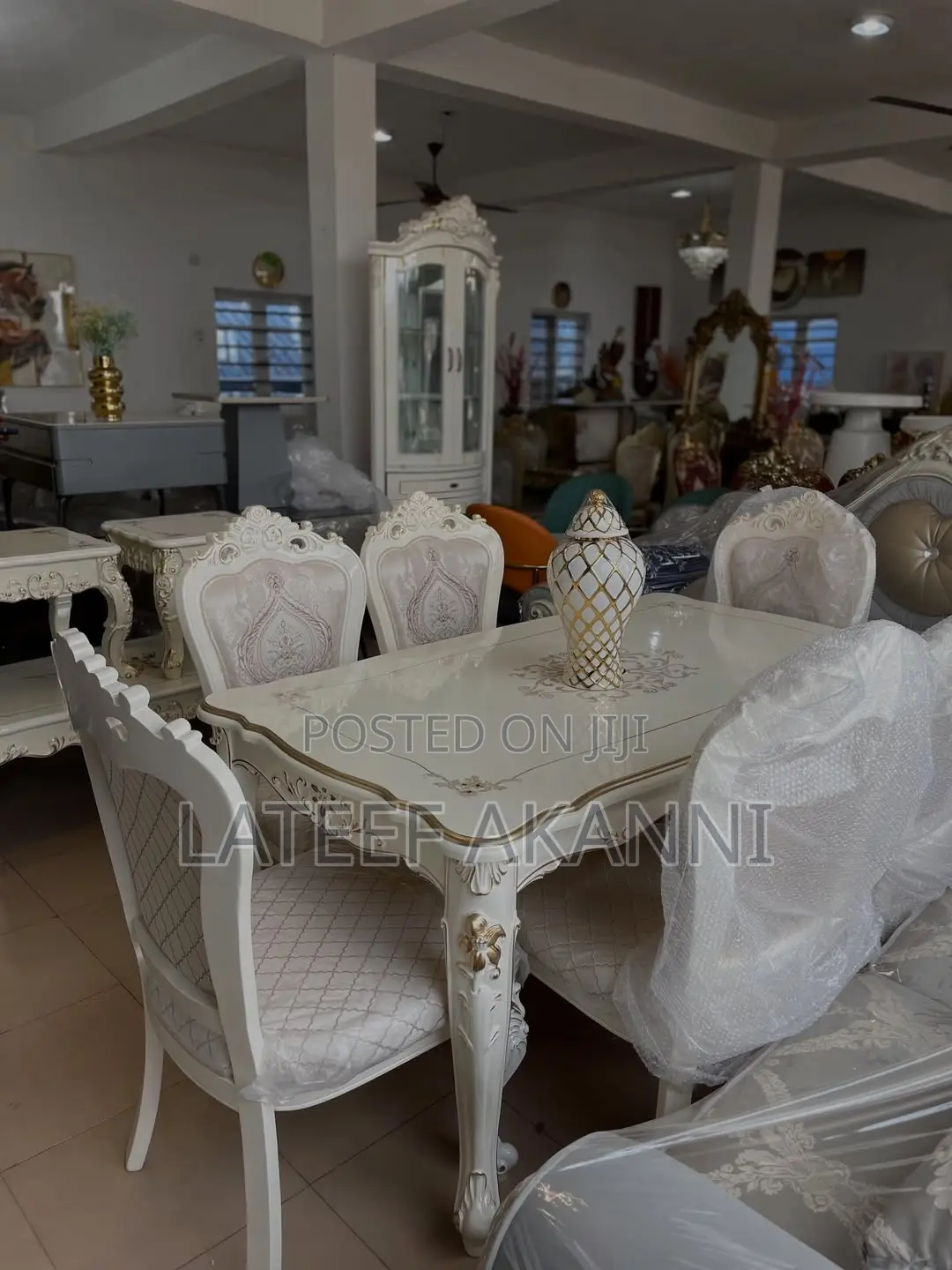 Royal Dinning Set
