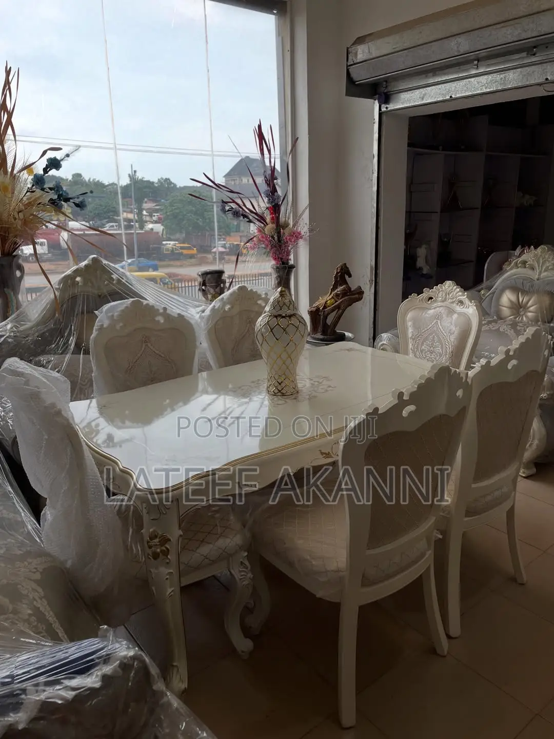 Royal Dinning Set