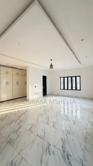 5bdrm Duplex in Guzape District for sale