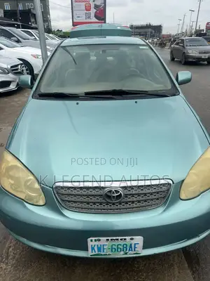 Toyota Corolla 2005 Green