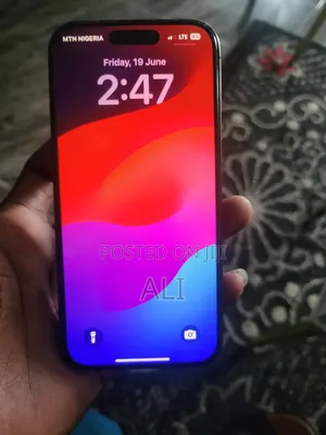 Apple iPhone 15 Pro 128 GB Gray
