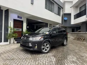 Toyota Highlander Limited Platinum 4dr SUV AWD (3.5L 6cyl 6A) 2015