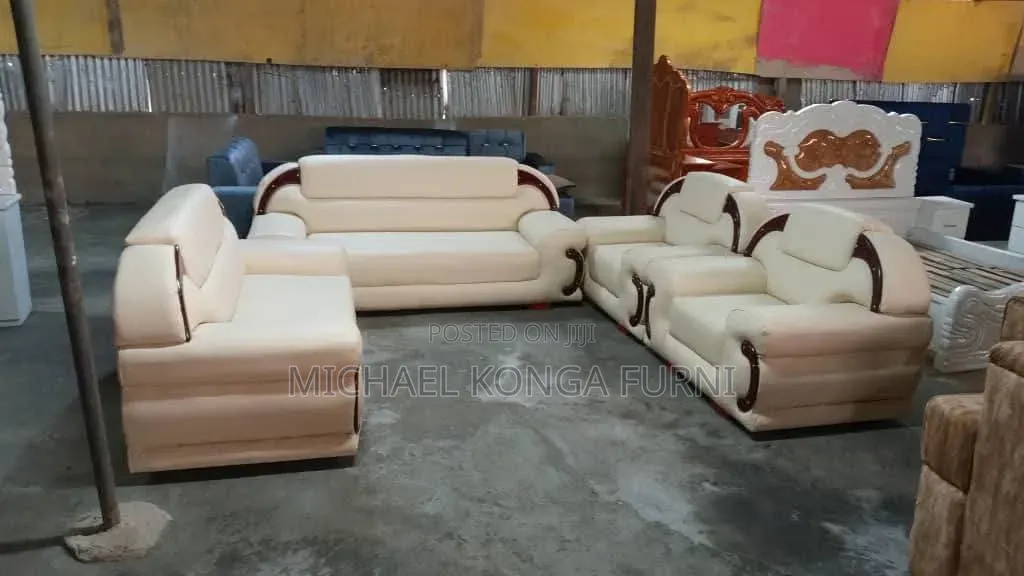 3x3cutive Leather Sofa