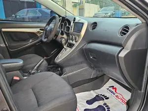 Toyota Matrix 2011 Gray